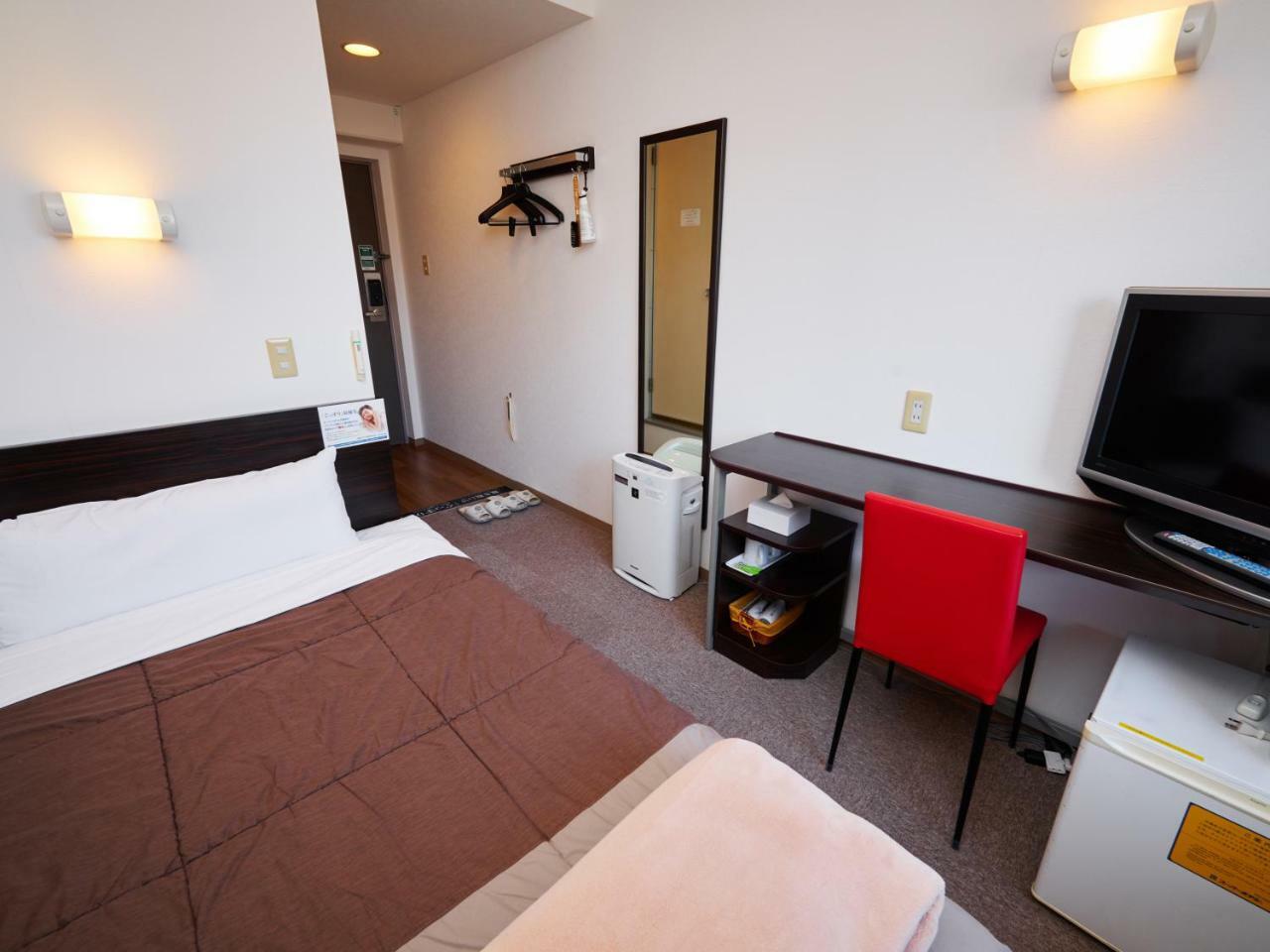 ซูเปอร์โฮเต็ลฮาคะตะ Hotel ฟูกุโอกะ ภายนอก รูปภาพ