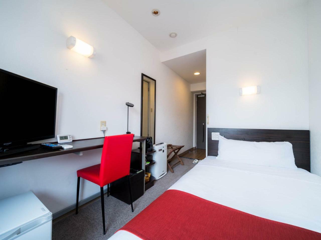 ซูเปอร์โฮเต็ลฮาคะตะ Hotel ฟูกุโอกะ ภายนอก รูปภาพ