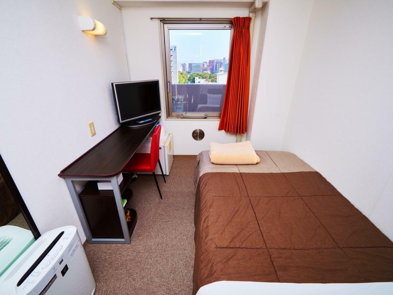 ซูเปอร์โฮเต็ลฮาคะตะ Hotel ฟูกุโอกะ ภายนอก รูปภาพ